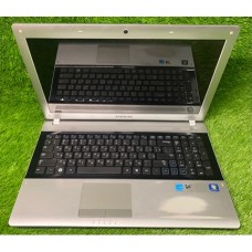 Базовый ноутбук Samsung RV515